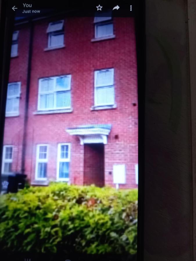 Private Rooms, 2 Showers In 3 Storey Hse, 25 Minutes Walk From Leicester City Centre Ngoại thất bức ảnh